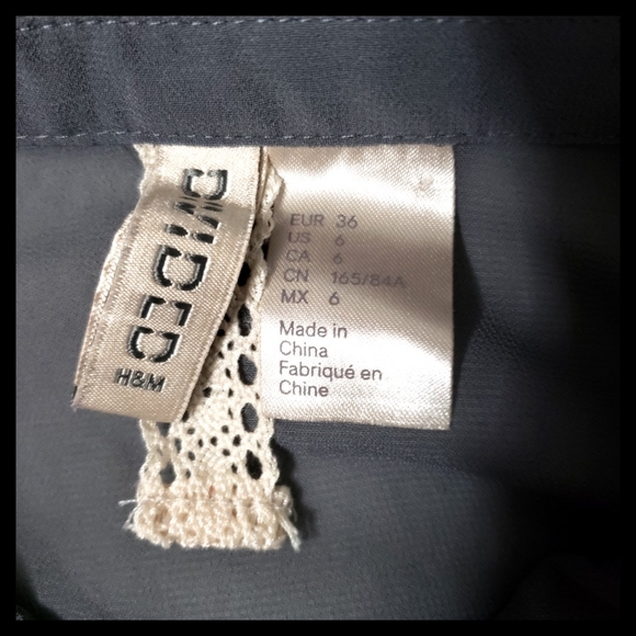 H&M Divided:Size:6/Gray Sheer Embroider Blouse - Picture 5 of 6